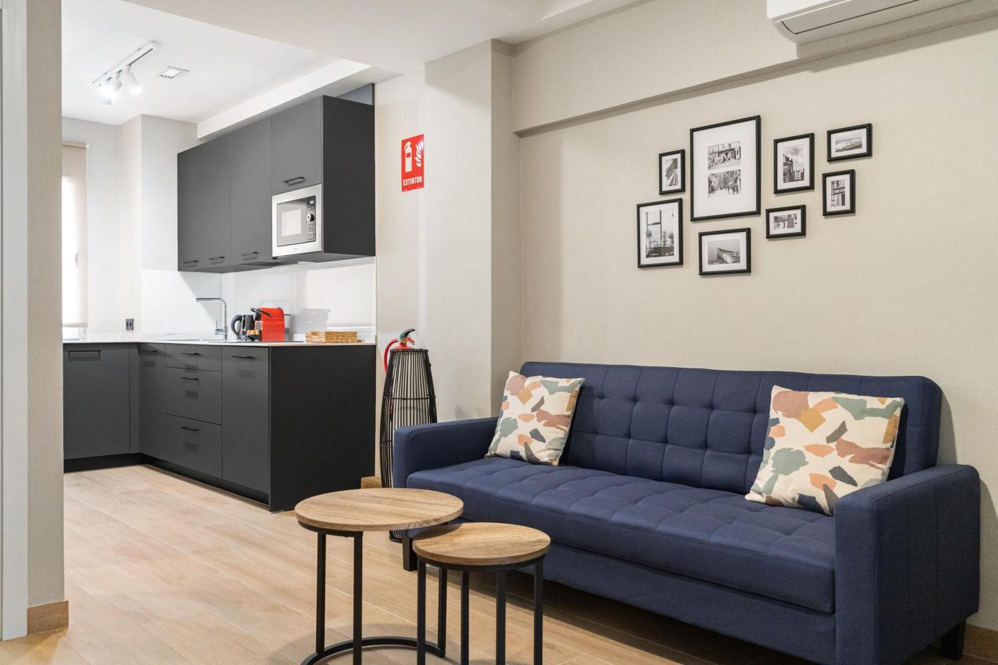 Dobo Madrid Cabrera Apartment ภายนอก รูปภาพ