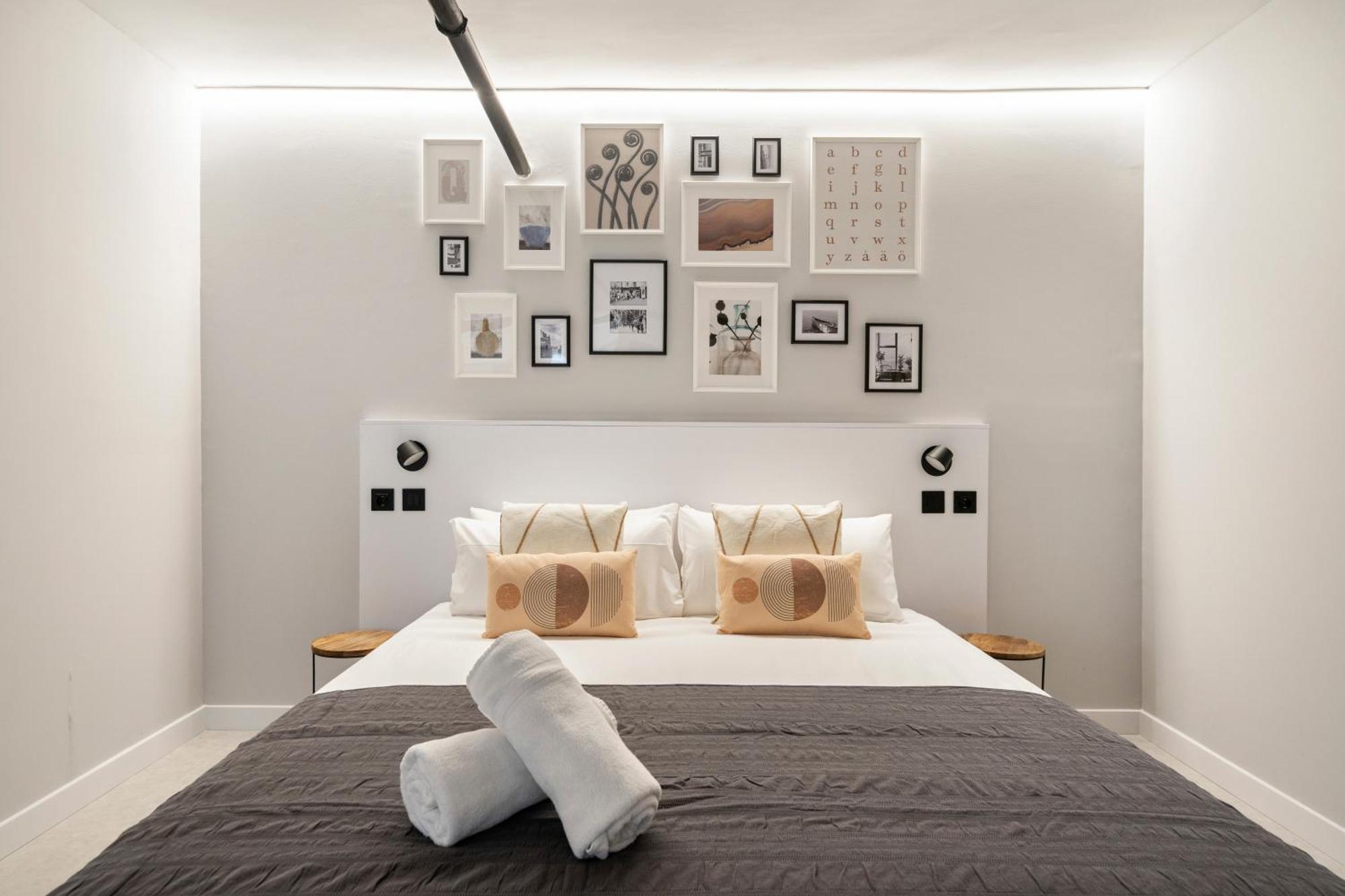 Dobo Madrid Cabrera Apartment ภายนอก รูปภาพ