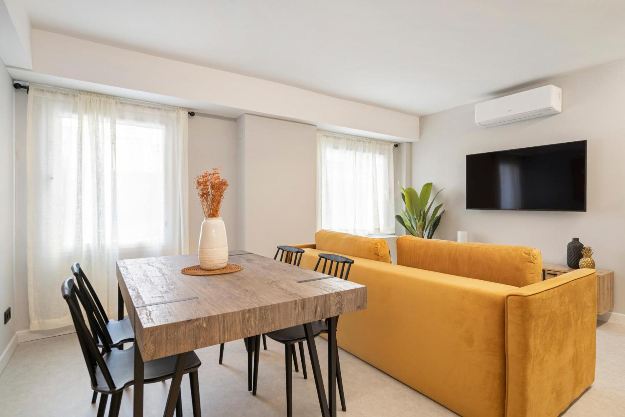Dobo Madrid Cabrera Apartment ภายนอก รูปภาพ